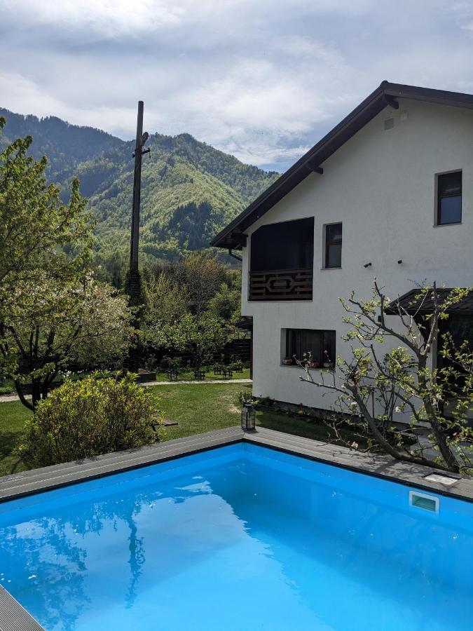 Riverside Brezoi Exterior foto